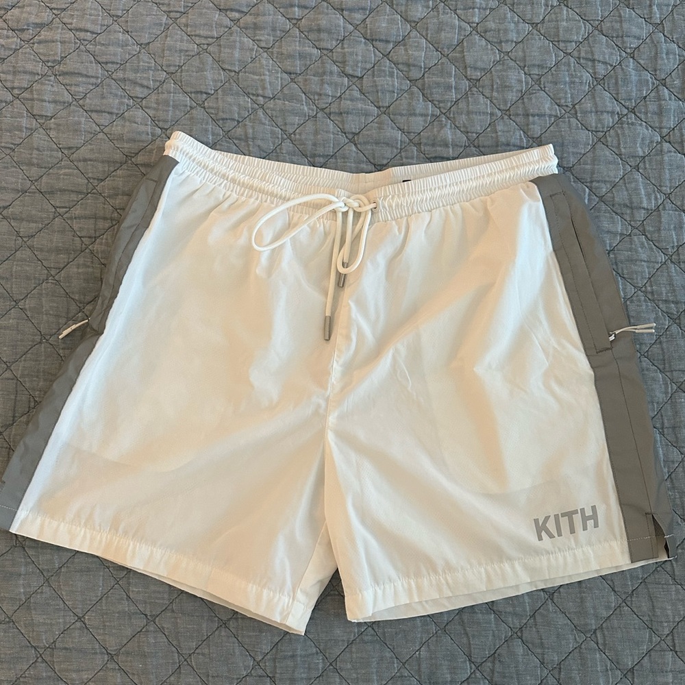 Men’s Large Kith Athletic Shorts